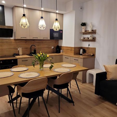 Apartament Lilla 2 Jelenia Góra Esterno foto