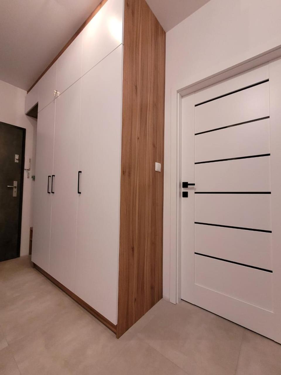 Apartament Lilla 2 Jelenia Góra Esterno foto