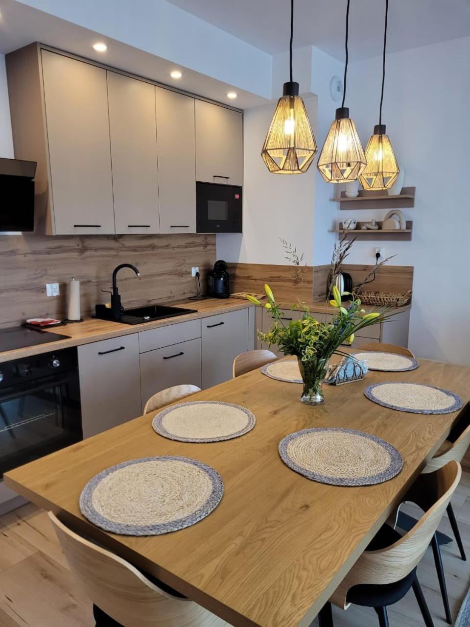 Apartament Lilla 2 Jelenia Góra Esterno foto